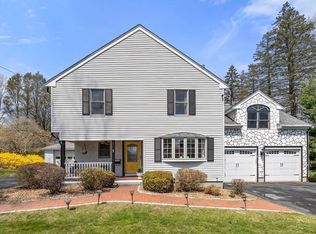 7 Holt St, Hopkinton, MA 01748