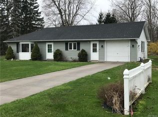 40 May Dr, Elma, NY 14059