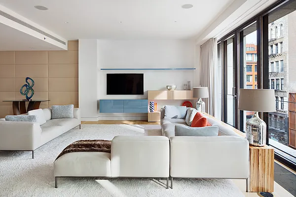 Sold by Corcoran | media 21