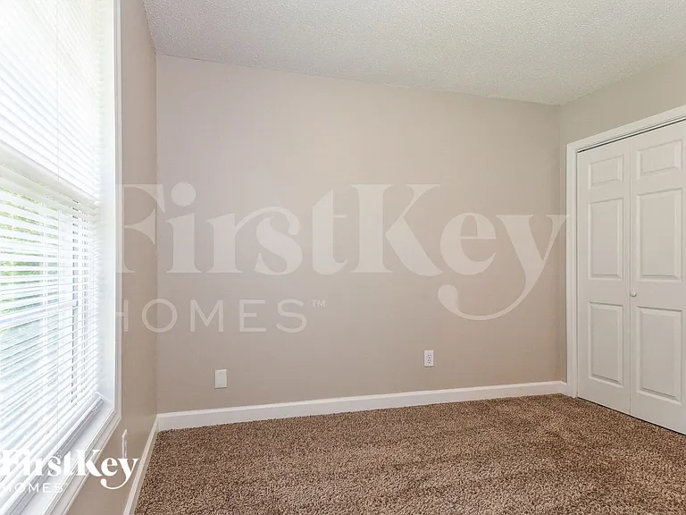 1405 Somerset Crossing Ln — Photo 12