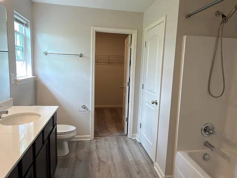 7016 Arbor Ridge Dr — Photo 15