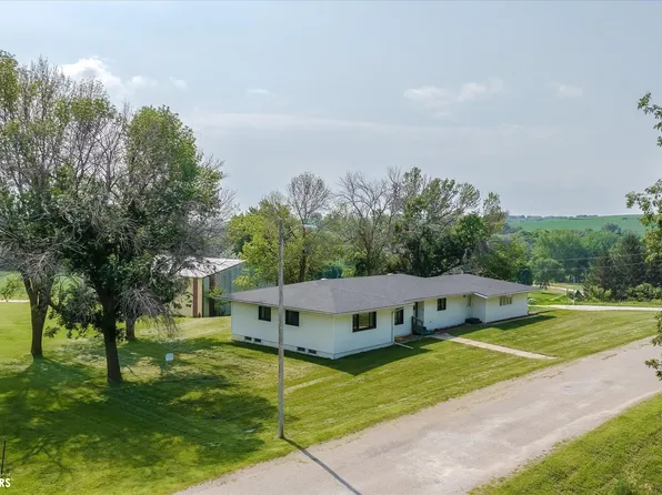 201 4th St, Buck Grove, IA 51528