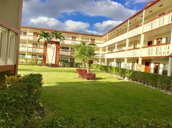 84 Brighton B #84, Boca Raton, FL 33434