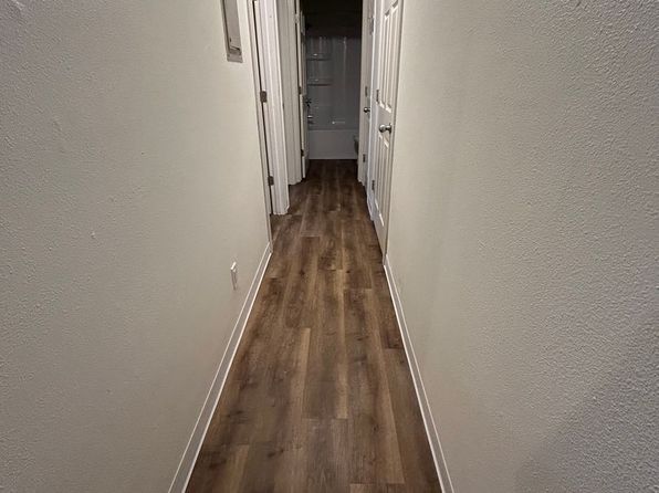 921 4th St S APT 1