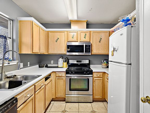 4th image of 7111 Apperson St