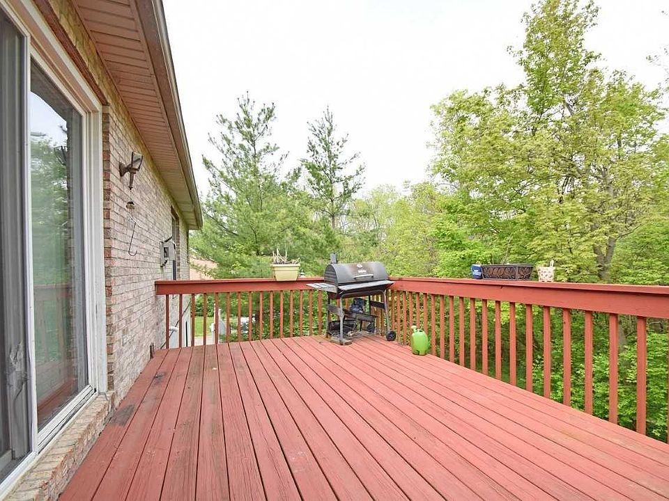 2nd image of 7294 Locust View Ln