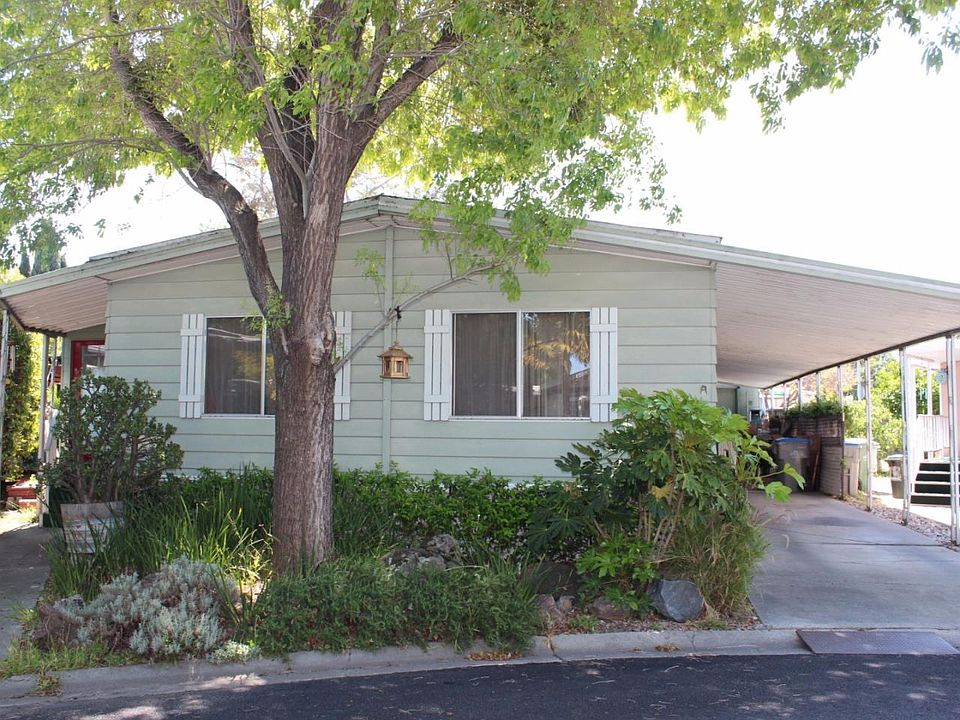1st image of 470 Los Encinos Ave #470