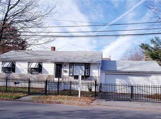 59 Evelyn St, Stratford, CT 06615