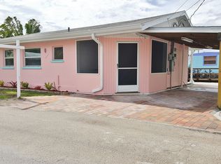 2650 Pine St, Matlacha, FL 33993