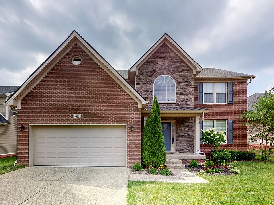 802 Urton Woods Way