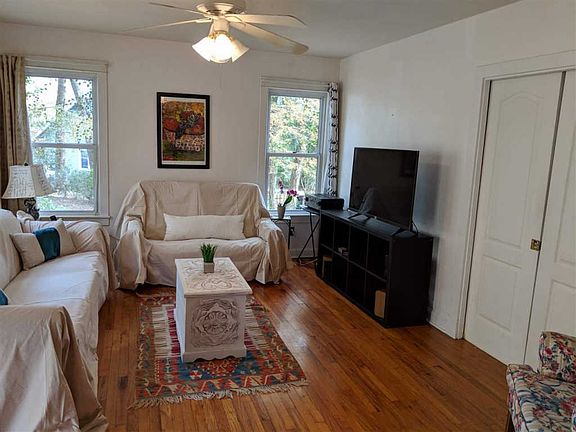 2nd image of 543 E Georgia St