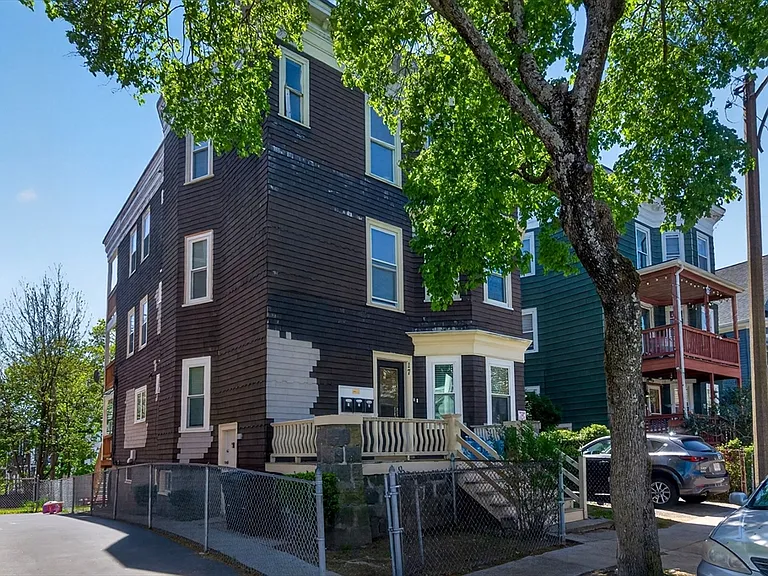 17 Chelmsford St #1 — Photo 17