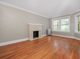 820 Reba Pl APT 3S, Evanston, IL 60202