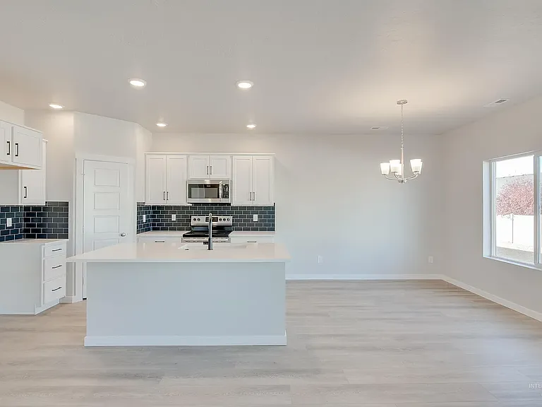 5062 W Avilla Dr — Photo 13