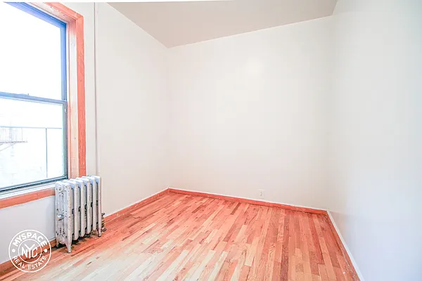 Rented by MySpaceNYC | media 18