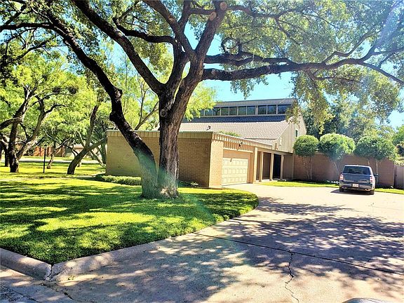 2nd image of 3701 High Meadows Dr
