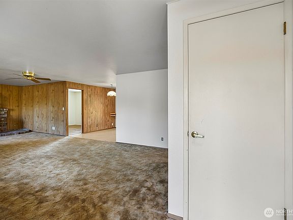 2nd image of 10520 20th Street SE
