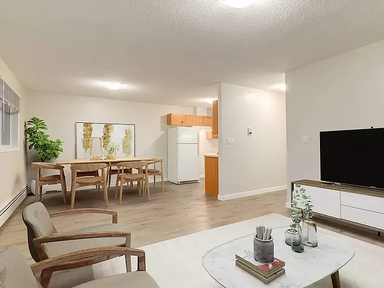 5320 47th Ave #202 — Photo 2