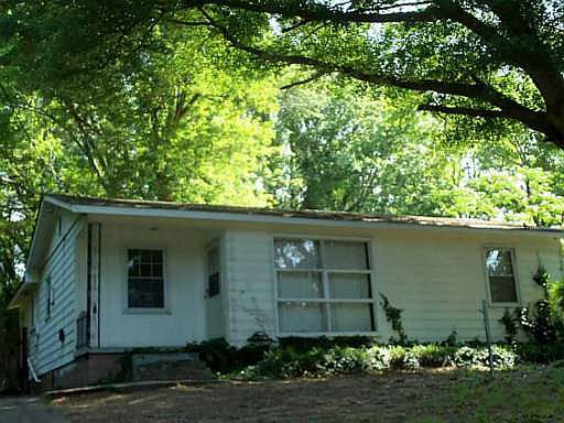 1st image of 2908 Hall Dr SE