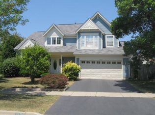 3590 Fairfax Ct E, Aurora, IL
