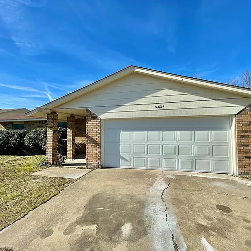 14088 S Hickory St E Photo 1
