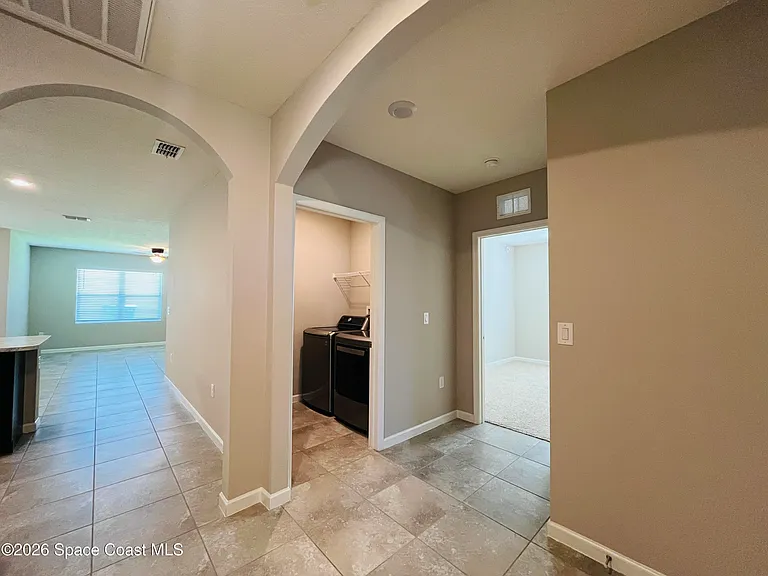 420 Sorrento Dr — Photo 16