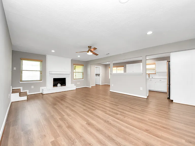 25603 Pine Acres Cir — Photo 6