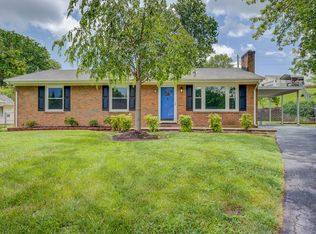 516 Decatur Dr, Salem, VA 24153