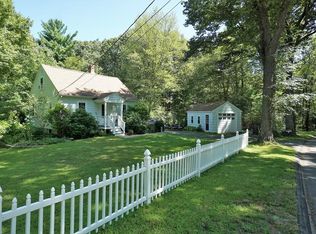 88 Hubbardston Rd, Templeton, MA 01468