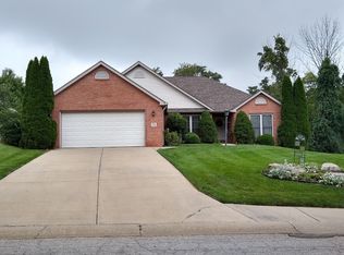 715 N Keystone Ct, Bloomington, IN 47408