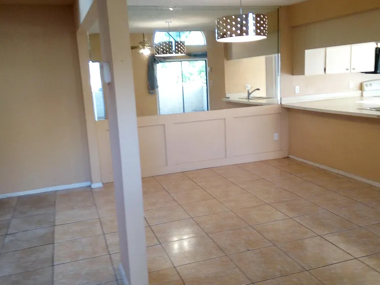 629 Golden Sunshine Cir — Photo 36
