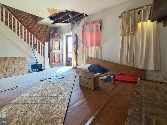3rd image of 2709 N West St