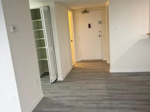 6301 Stevenson Ave APT 911, Alexandria, VA 22304