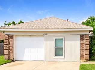 2618 Butterfield Dr, Fort Worth, TX 76133