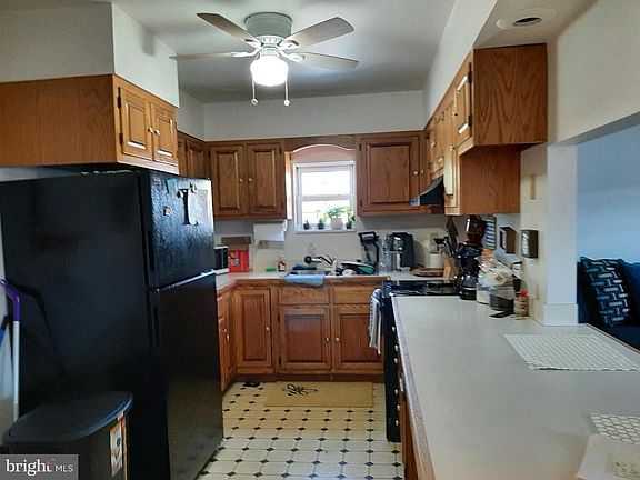 3rd image of 333 N 4th Ave