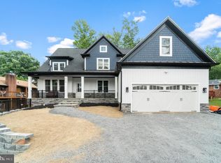 119 Lee Cir, Locust Grove, VA 22508