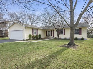 2373 S Crescent Ln, Aurora, IL 60504