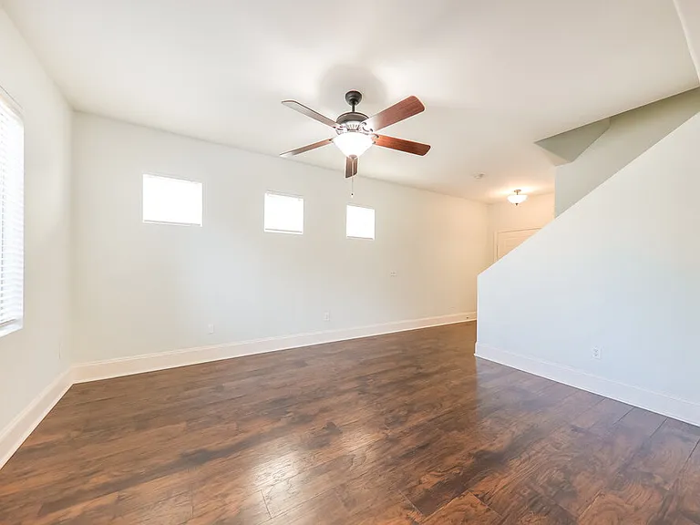 3019 W Perdido Way — Photo 5