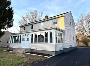 34-36 Narragansett Ave #34, Tiverton, RI 02878