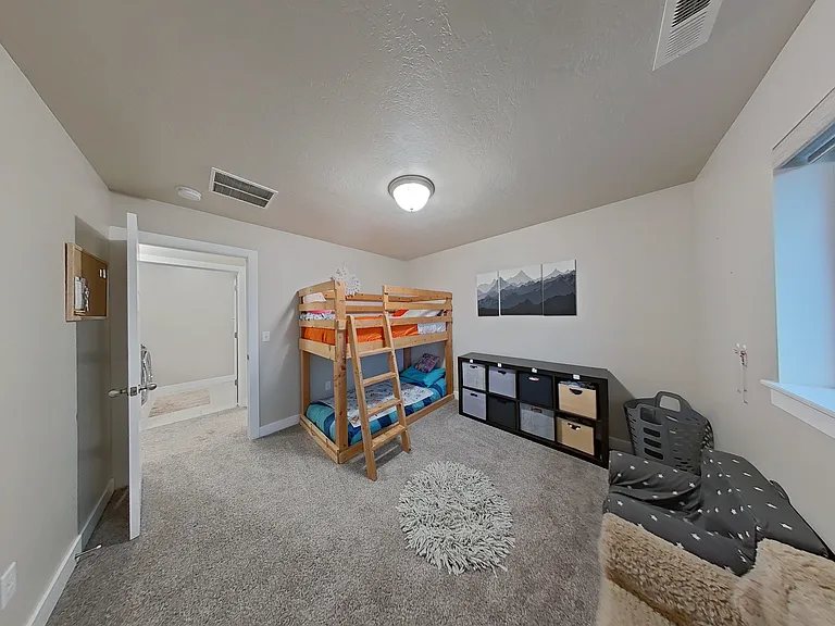 1162 Village Dr — Photo 21