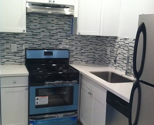 4th image of 3715 W 1st St APT 601