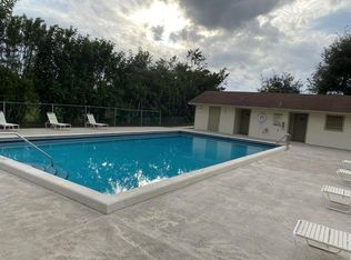 5954 Longbow Ln, West Palm Beach, FL 33415