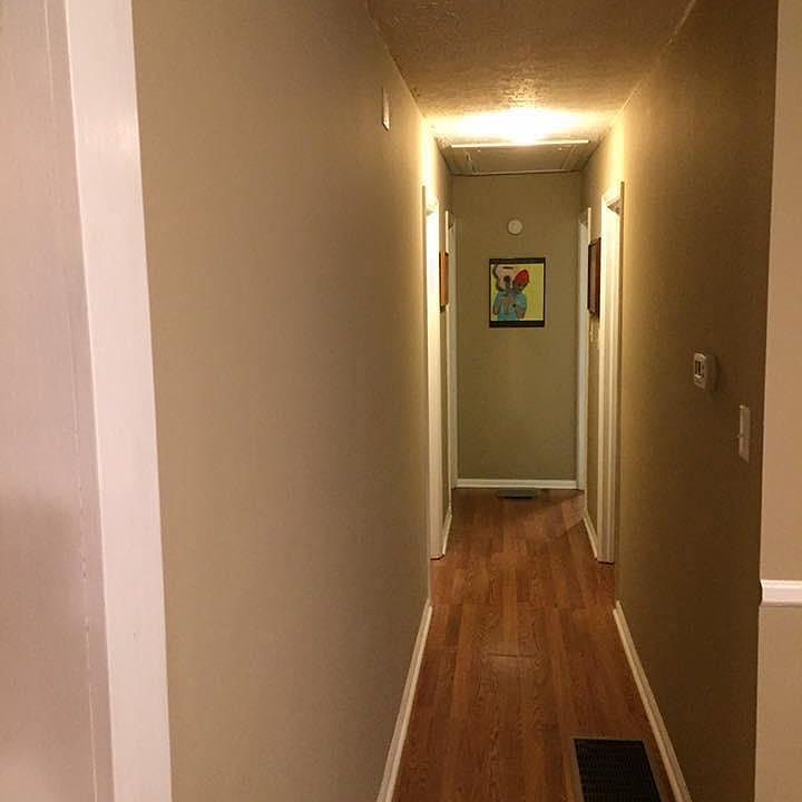 1st image of 208 Longview Dr
