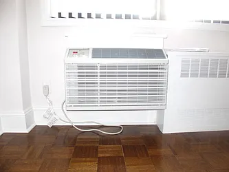 Rented by Metropolis Real Estate of Manhattan