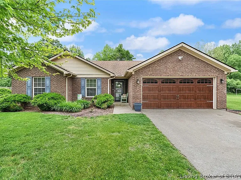3202 Sun Dew Dr — Photo 1