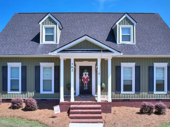 102 Doris Dr, Leesburg, GA 31763