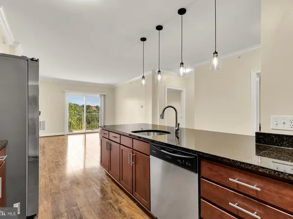 6301 Edsall Rd Unit 507, Alexandria, VA 22312