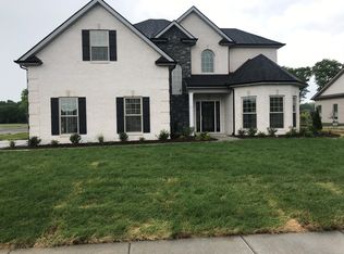 5720 Iverson Dr, Murfreesboro, TN 37127