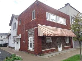 81 Main St, North Tonawanda, NY