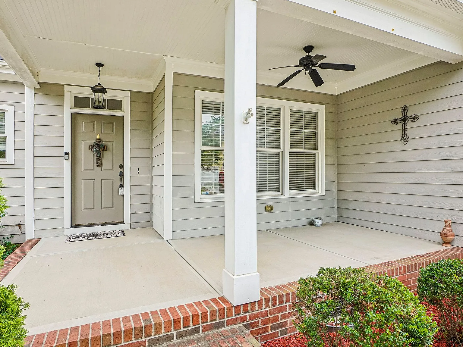 4 bed, 2.5 bath, 2954 sqft, $3,000 — Photo 3